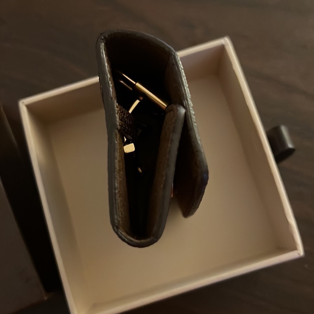 Louis Vuitton Lock & Key Cufflinks - image 5